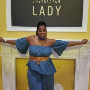 Meet your Posher, Chandra